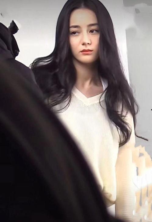 娱乐圈吃瓜热巴是谁啊,热巴的瓜田奇遇记